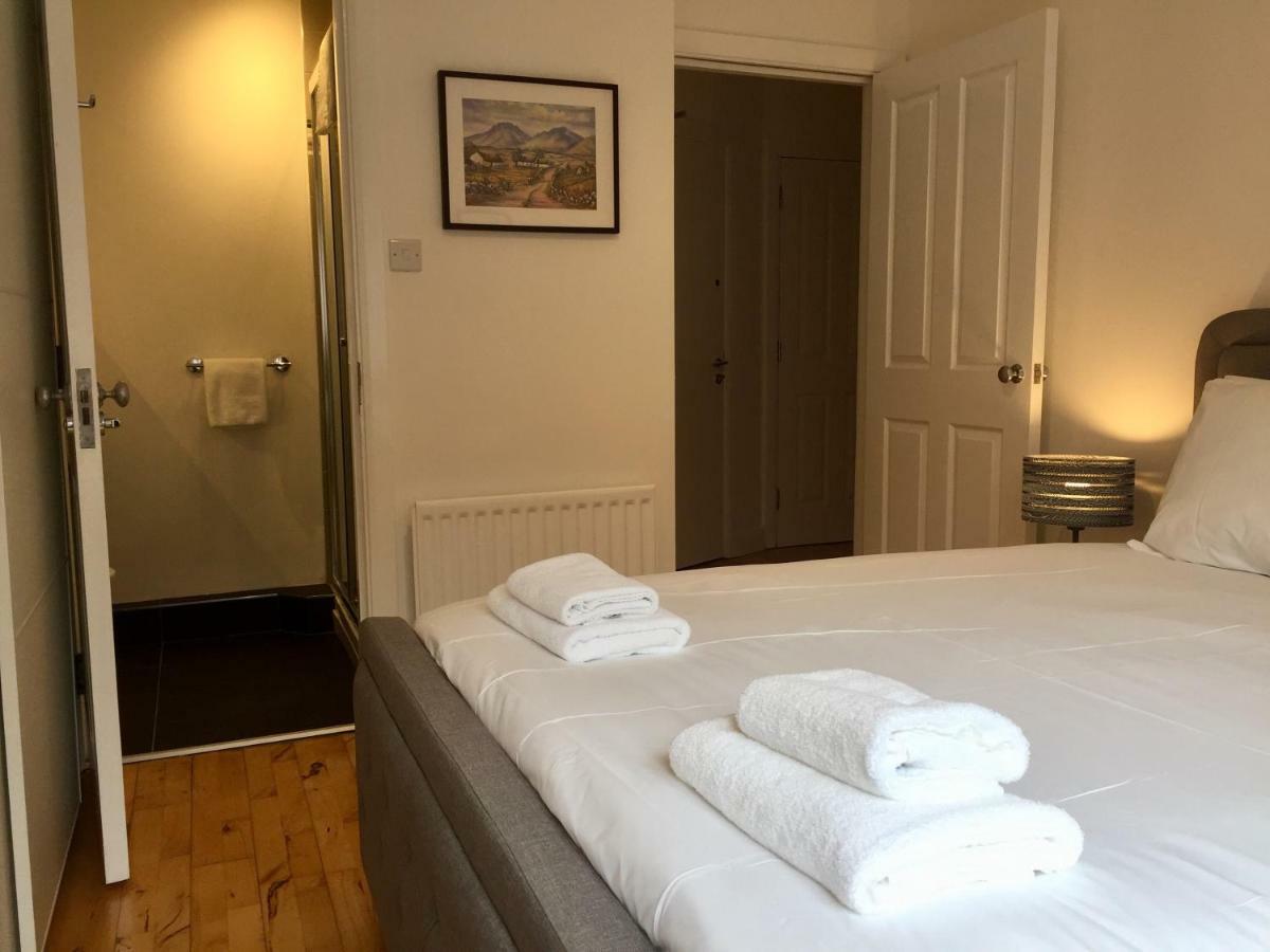 City Centre Belfast Free Parking Bagian luar foto