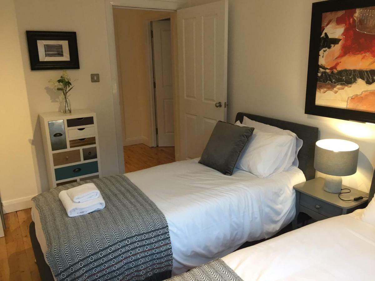 City Centre Belfast Free Parking Bagian luar foto